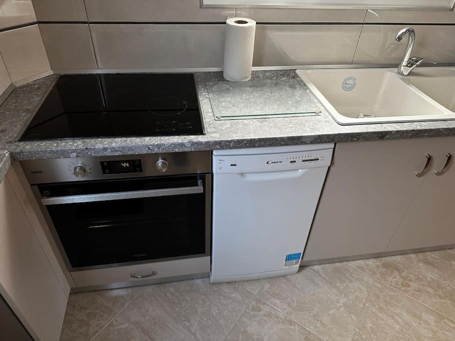 Demi'S House Apartment Волос Екстериор снимка
